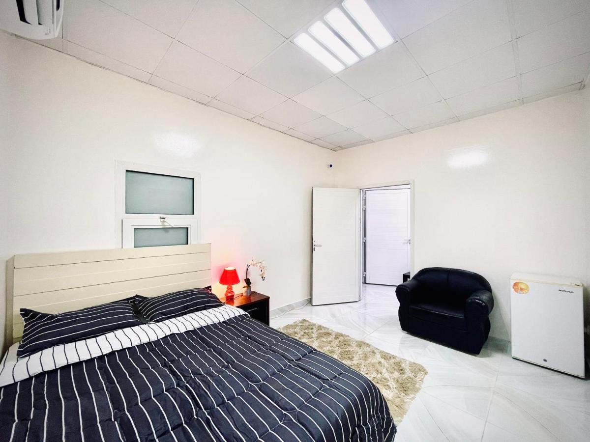 Private 2Bedroom Villa With T&B And Kitchenette Near Abu Dhabi International Airport Zewnętrze zdjęcie